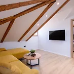 Casa Antika Suites