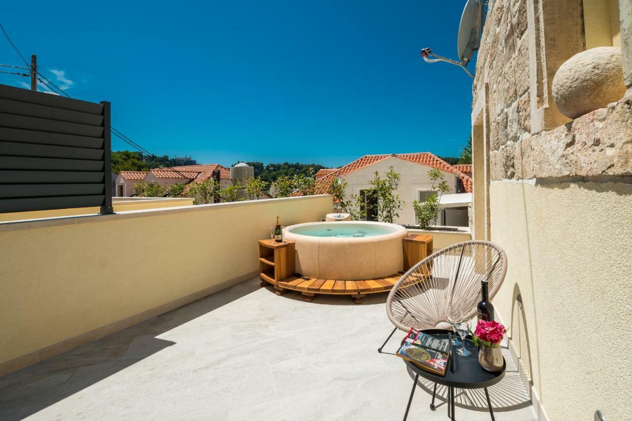 Casa Antika
